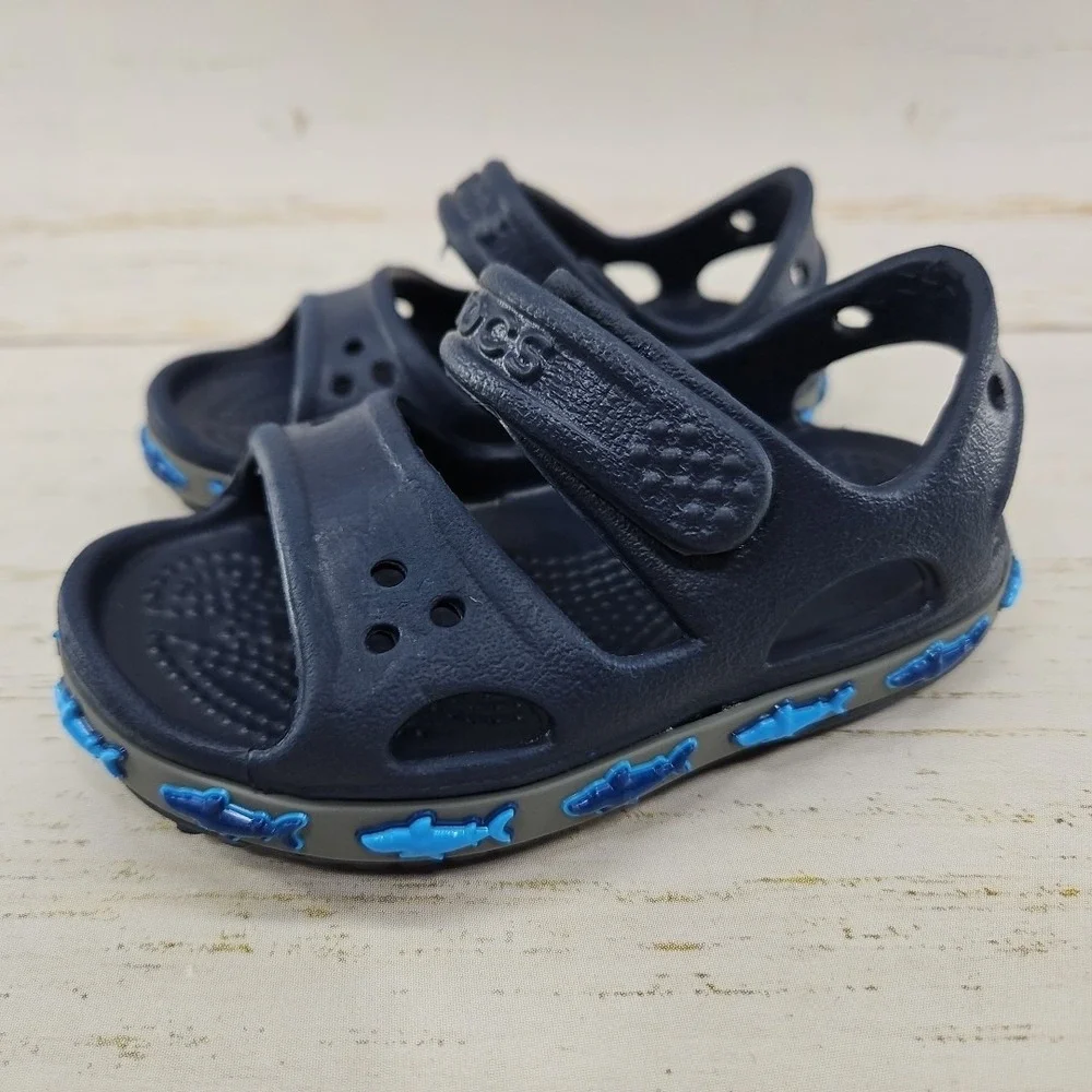 Crocs Blue Shark Sandals Size C5 Waterproof Adjustable Comfort Sandals 206365